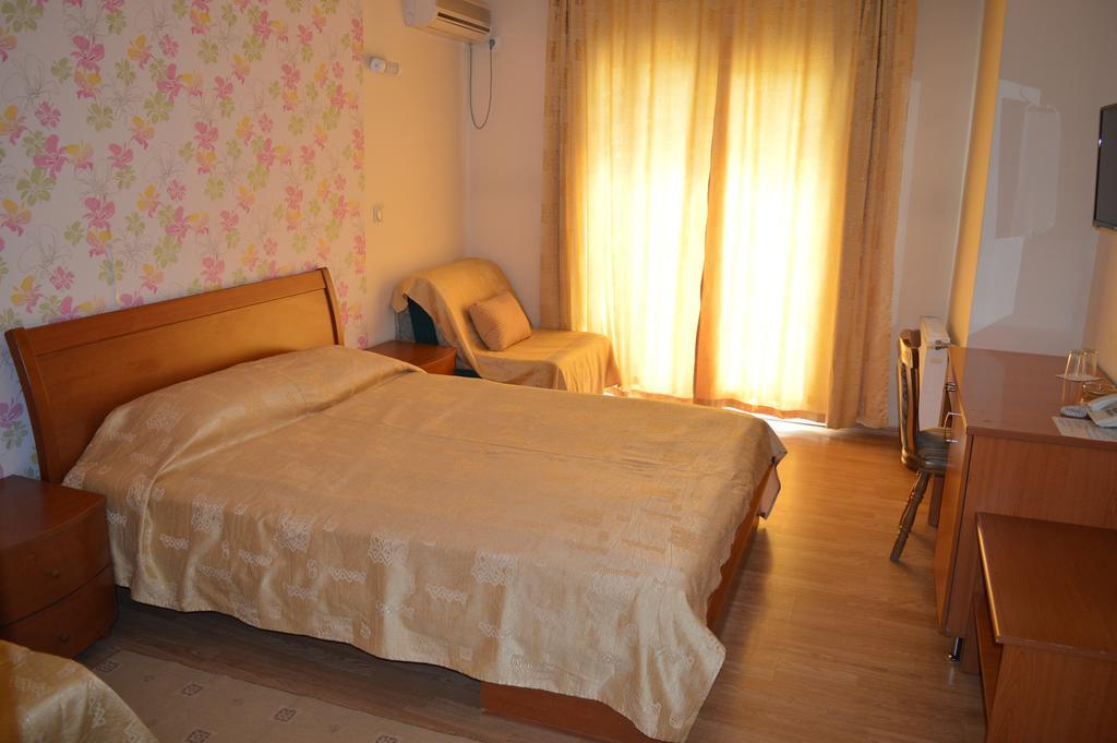 Vip Hotel Skopje - New Management Εξωτερικό φωτογραφία