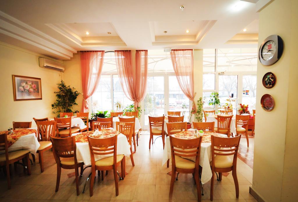 Vip Hotel Skopje - New Management Εξωτερικό φωτογραφία